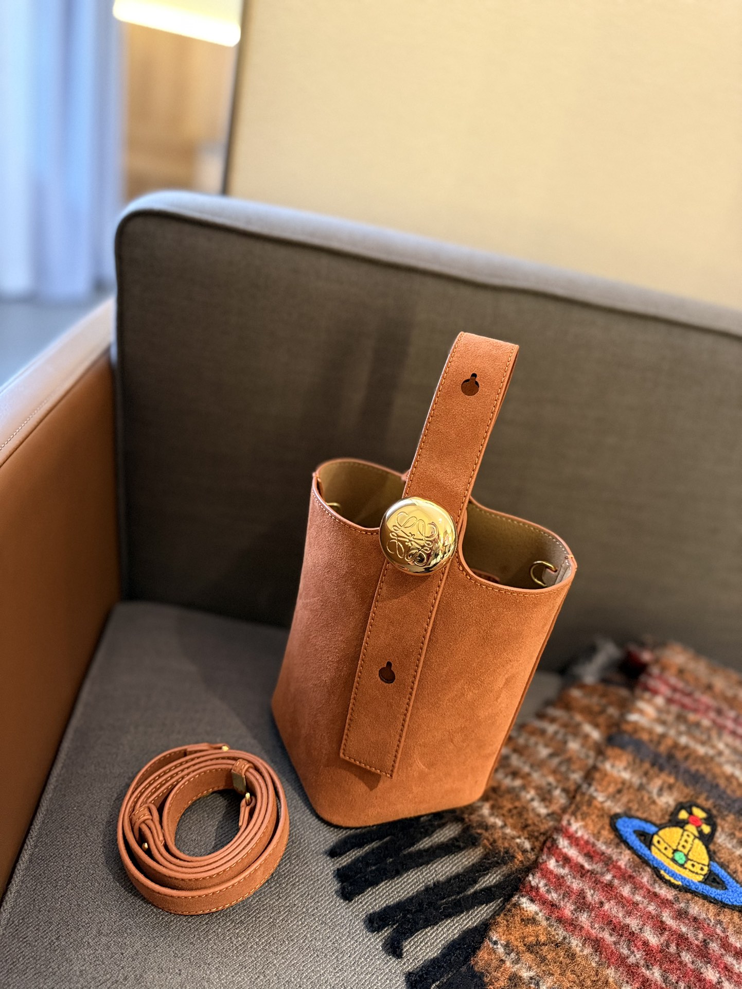 Pebble Bucket bag in soft grained calfskin