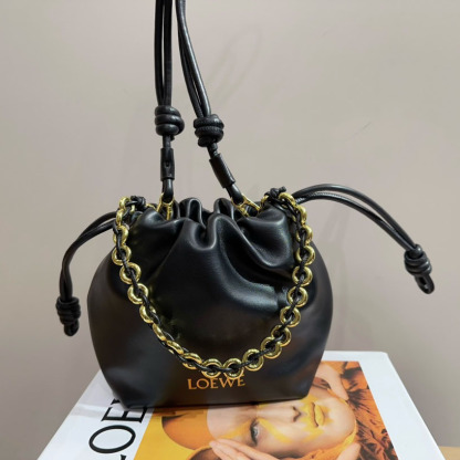 Flamenco purse in mellow nappa lambskin