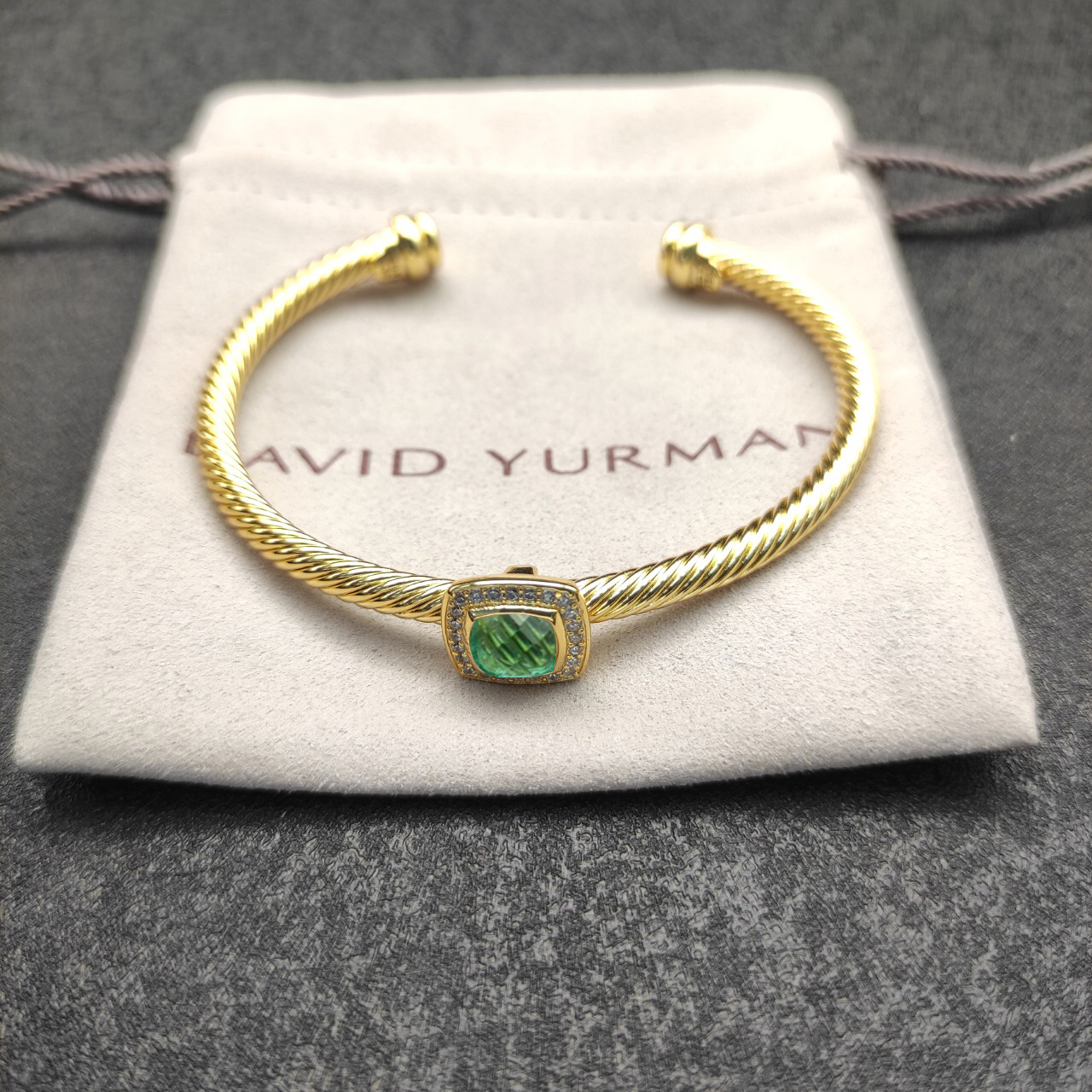 Cable Classics Bracelet with Green Agate and Diamonds 18K Yellow Gold 4mm