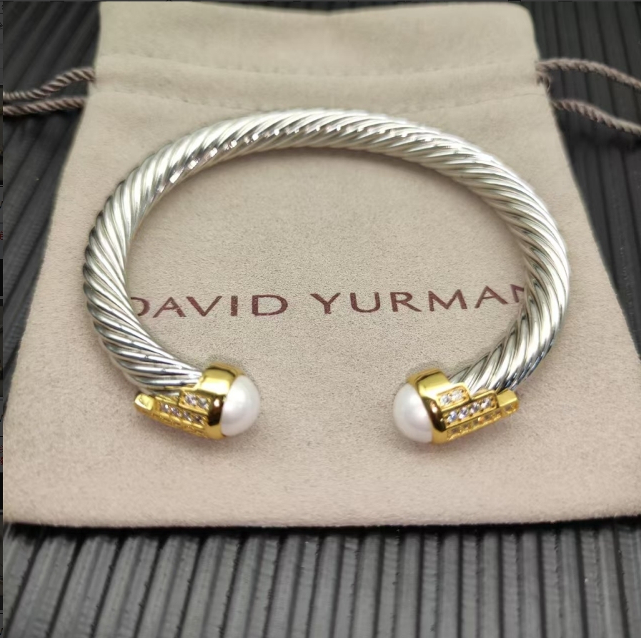 7mm Cable Bracelet with Peal & Diamond Accents – Gold Cap