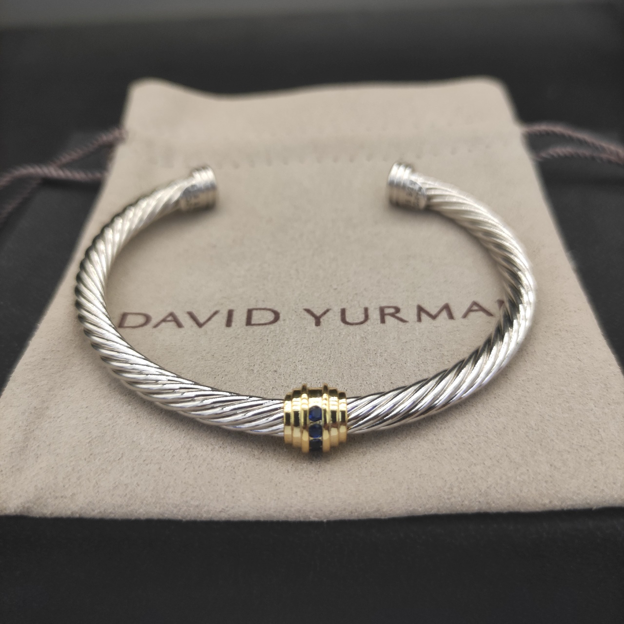 Dathtvid Yurthtman 5mm 18k Gold and Sterling Silver Diamond Station Cable Bracelet