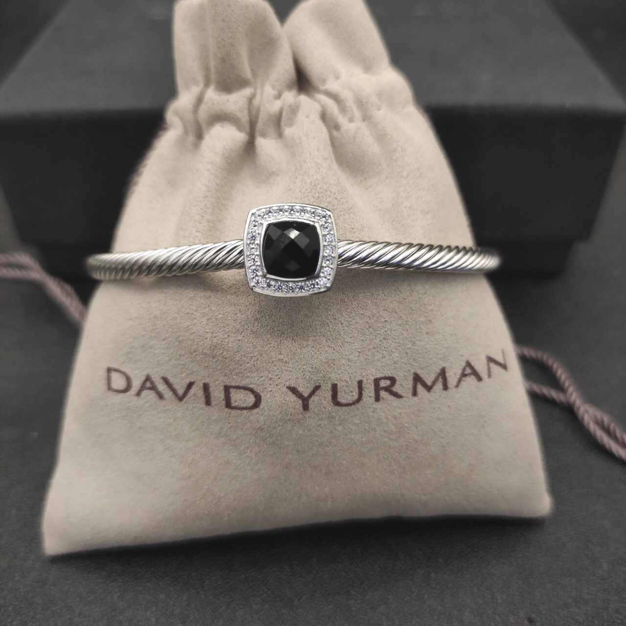 Dathtvid Yurthtman  Sterling Silver Diamond And Black Onyx 4mm Noblesse Cable Bracelet
