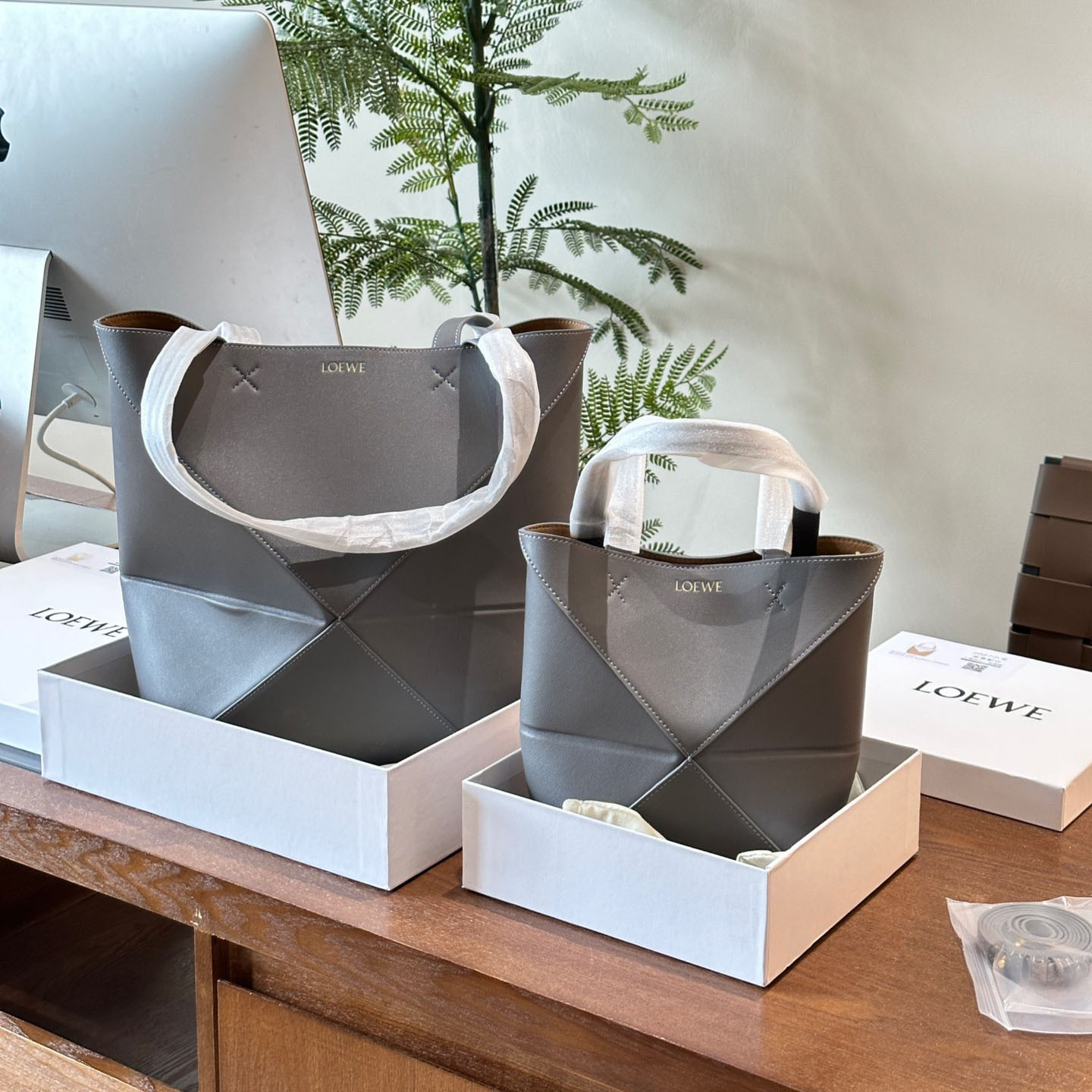 Puzzle Fold tote in shiny calfskin