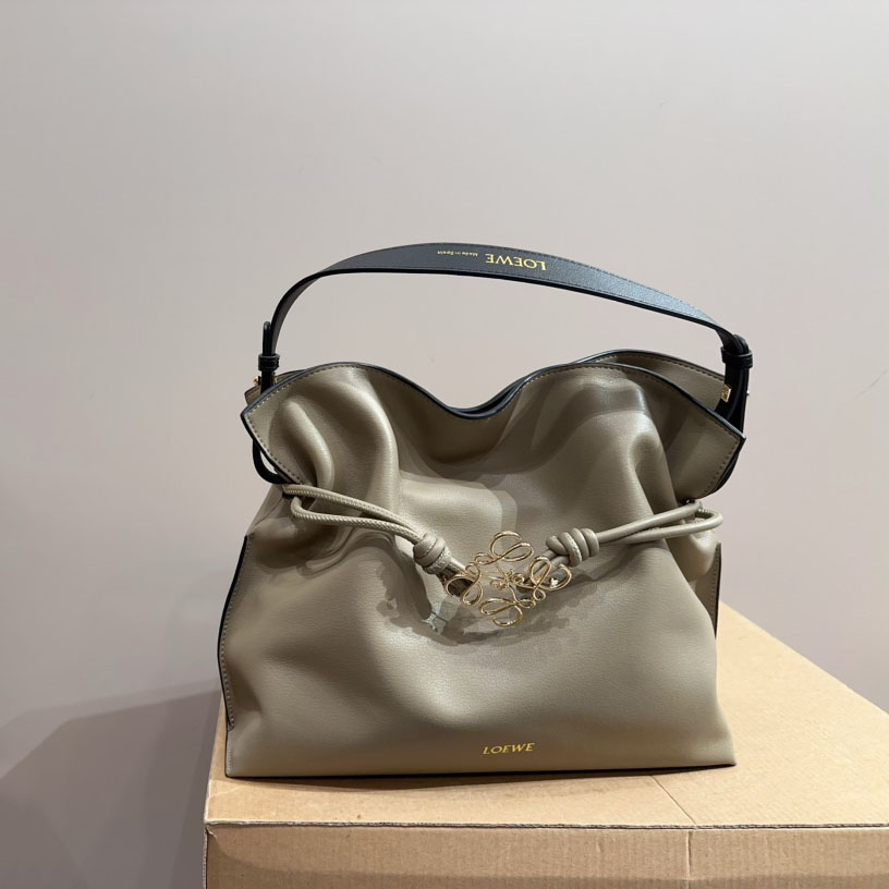 Flamenco clutch in nappa calfskin