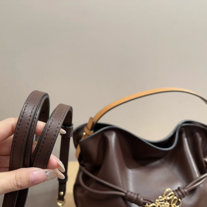 Flamenco clutch in nappa calfskin