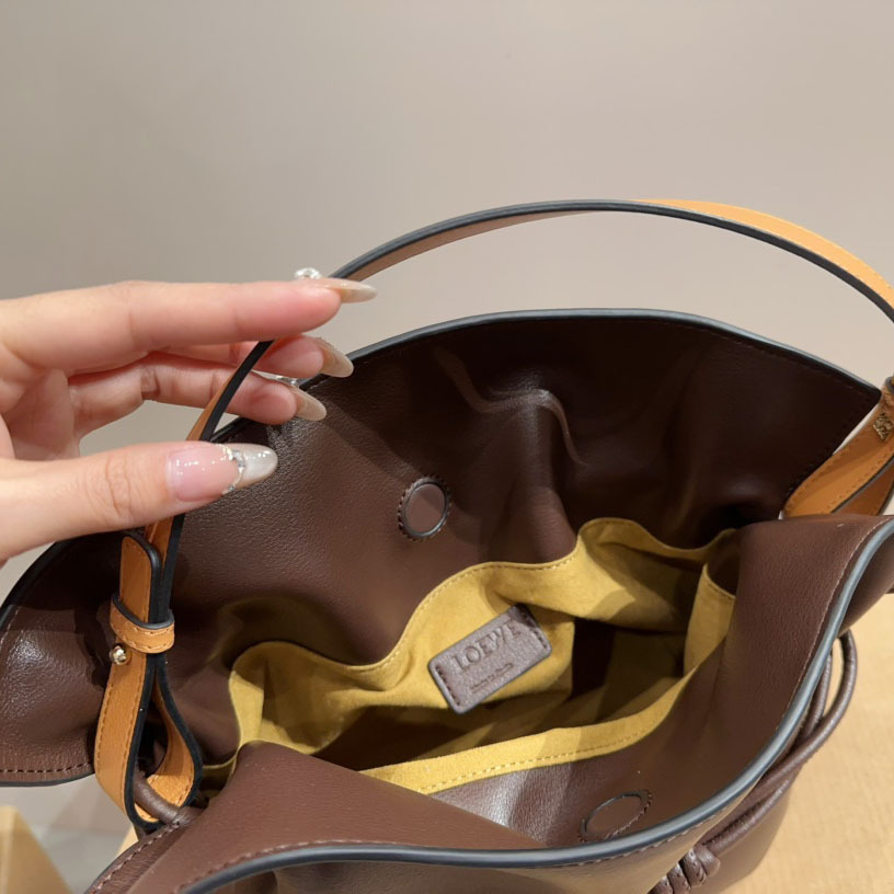 Flamenco clutch in nappa calfskin