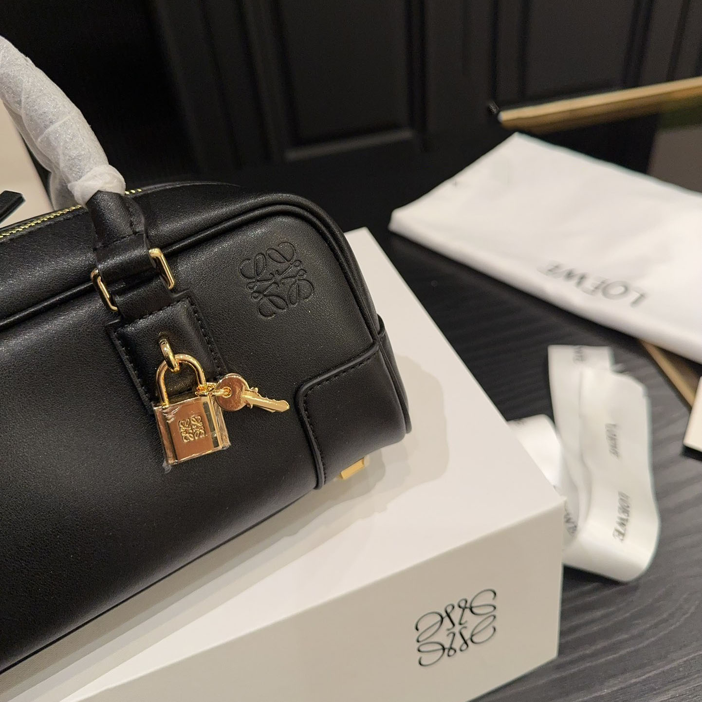 Amazona 23 Cropped bag in nappa calfskin