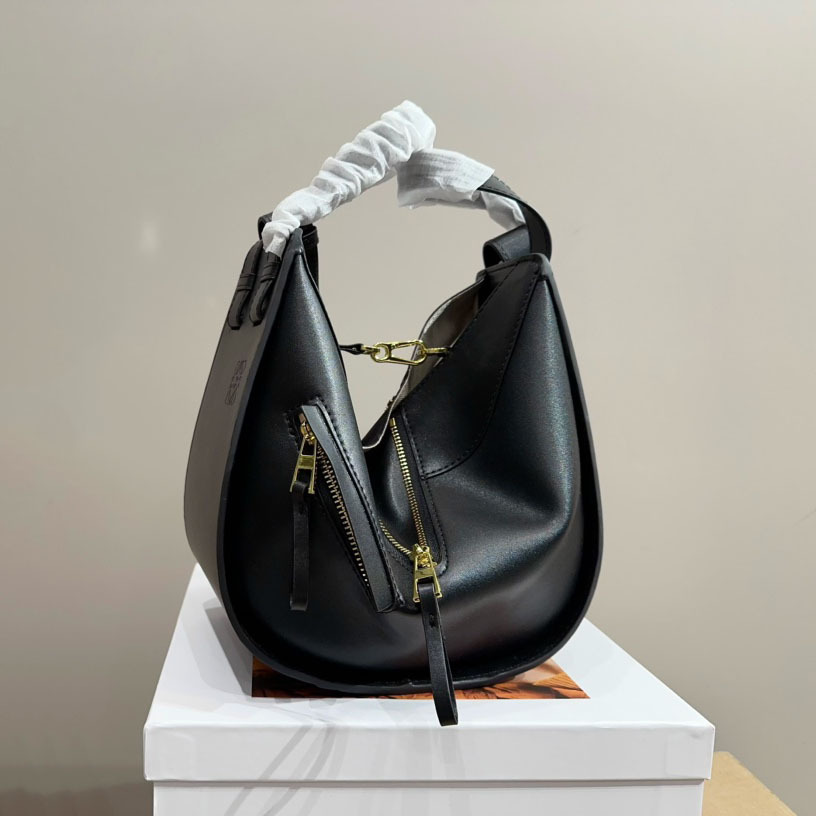 Hammock bag in soft grained calfskin