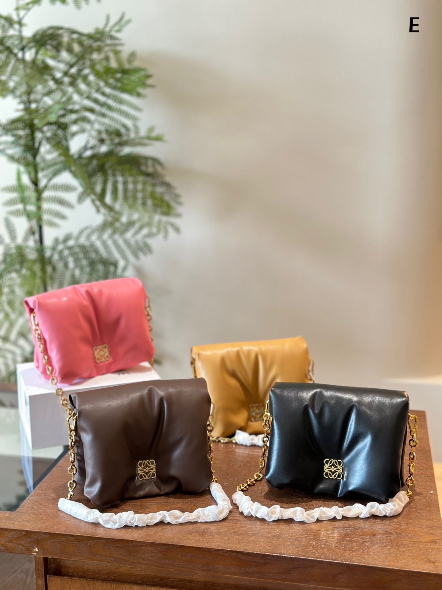 Goya Puffer bag in shiny nappa lambskin