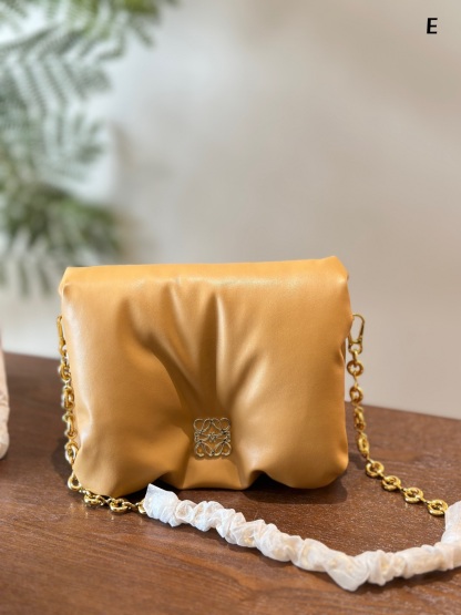 Goya Puffer bag in shiny nappa lambskin