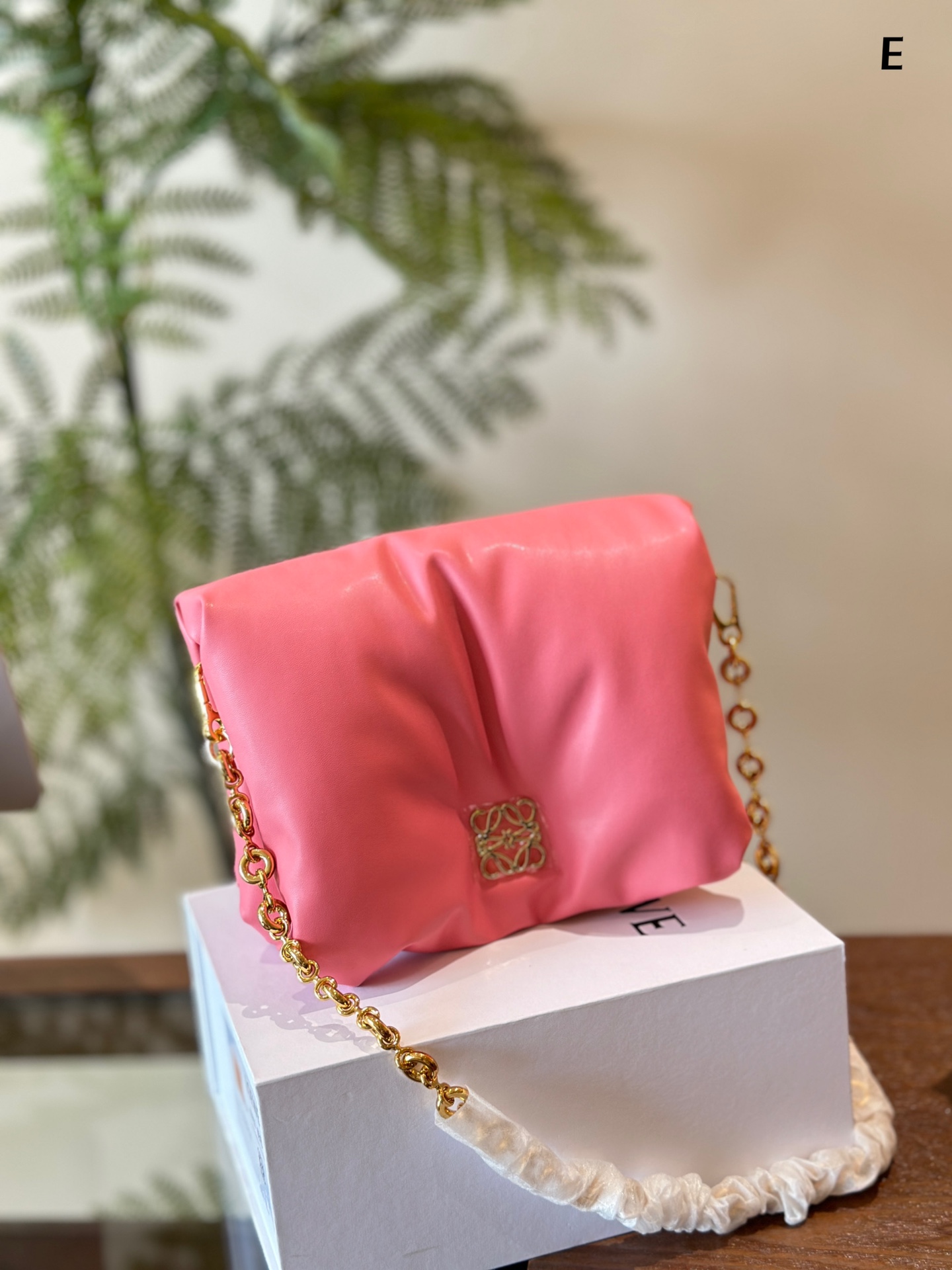 Goya Puffer bag in shiny nappa lambskin