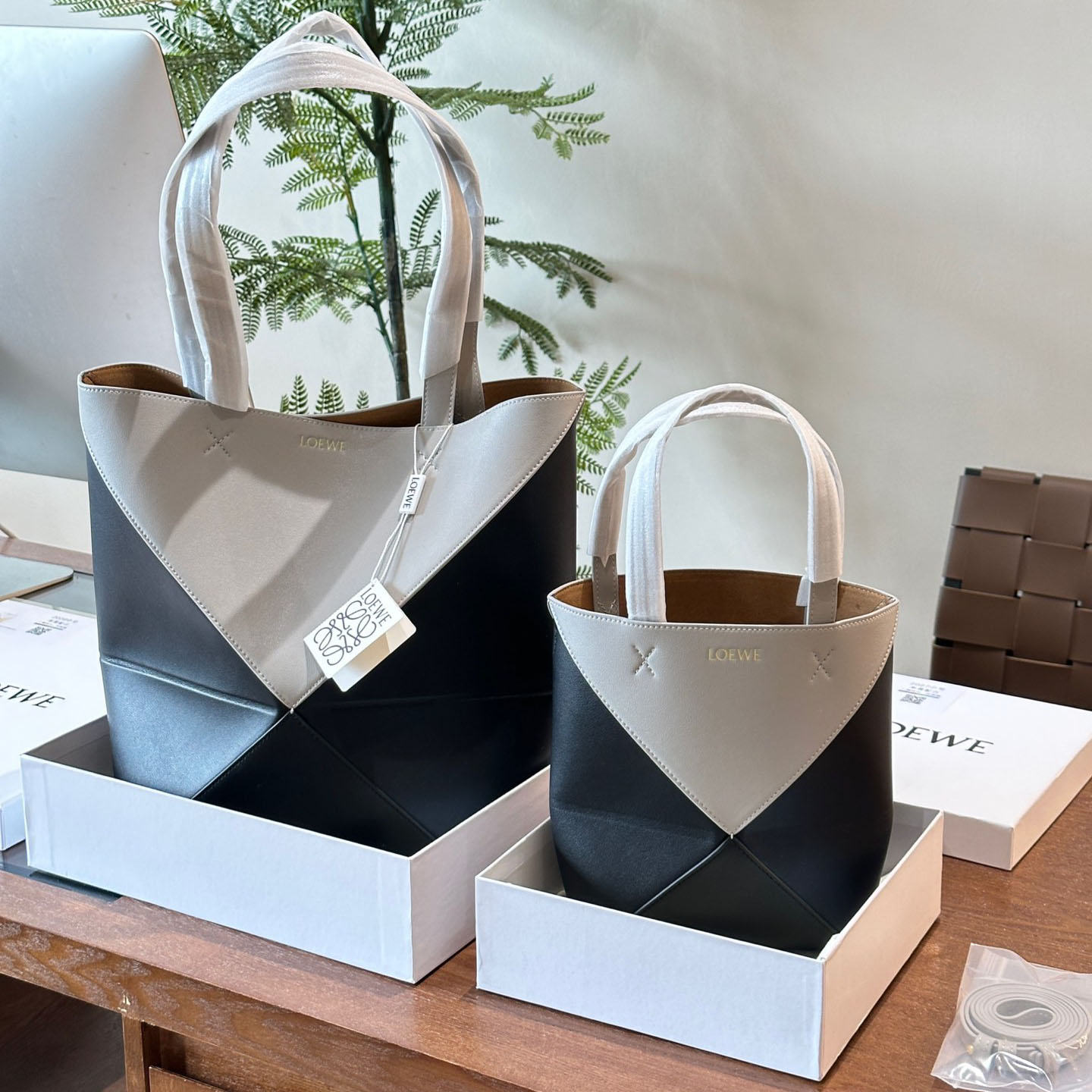 Puzzle Fold tote in shiny calfskin