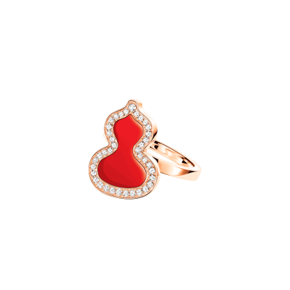 Petite Wulu solid ring in 18K rose gold with diamonds and red agate