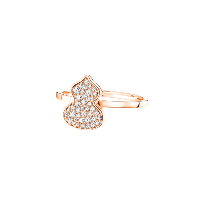 Petite Wulu ring in 18K rose gold with diamonds