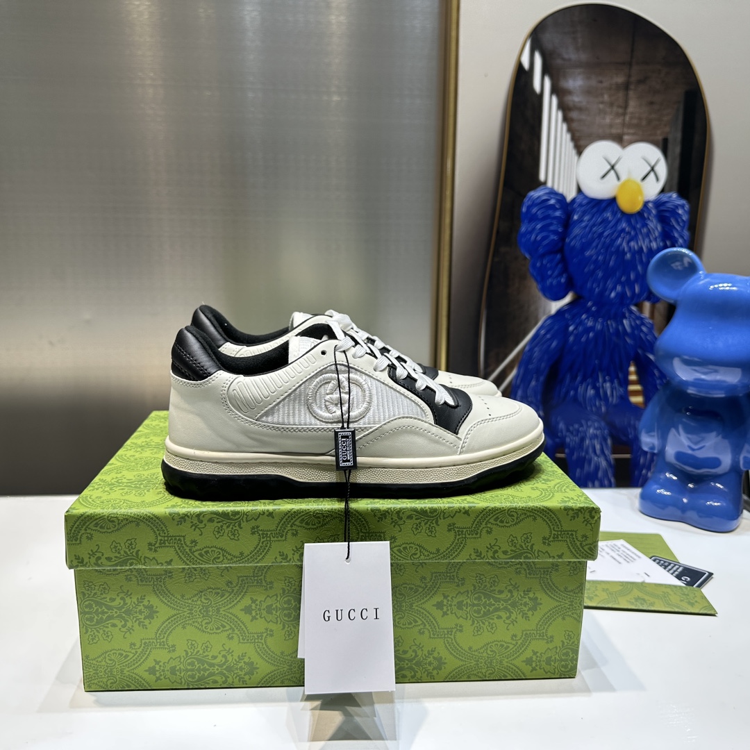 Mac80 Low Top Sneaker