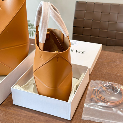 Puzzle Fold tote in shiny calfskin