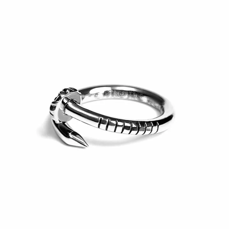 NAIL RING – CROSSBALL