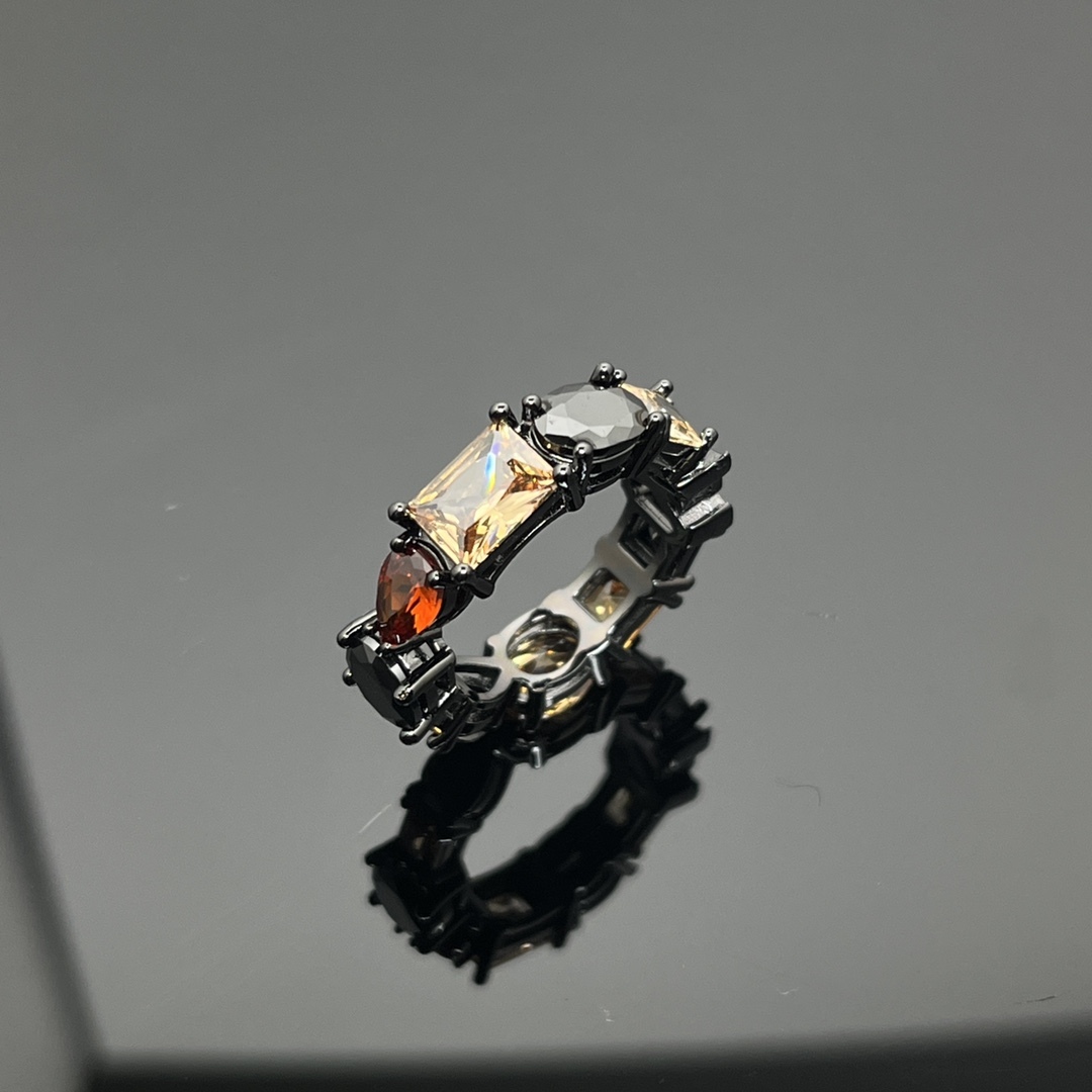 Light Ring  2,500 AED