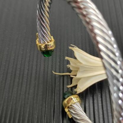 7mm Cable Bracelet with Peridot & Diamond Accents – Gold Cap