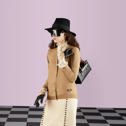 DIANA SMALL SHOULDER BAG