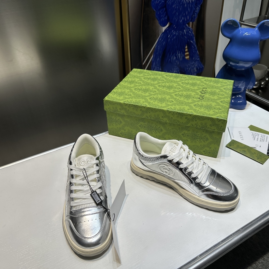 MAC 80 Low Top Sneakers