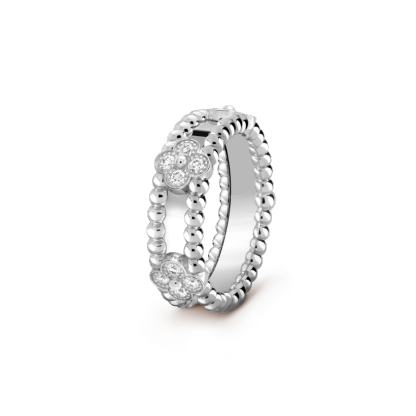 Perlee sweet clovers ring