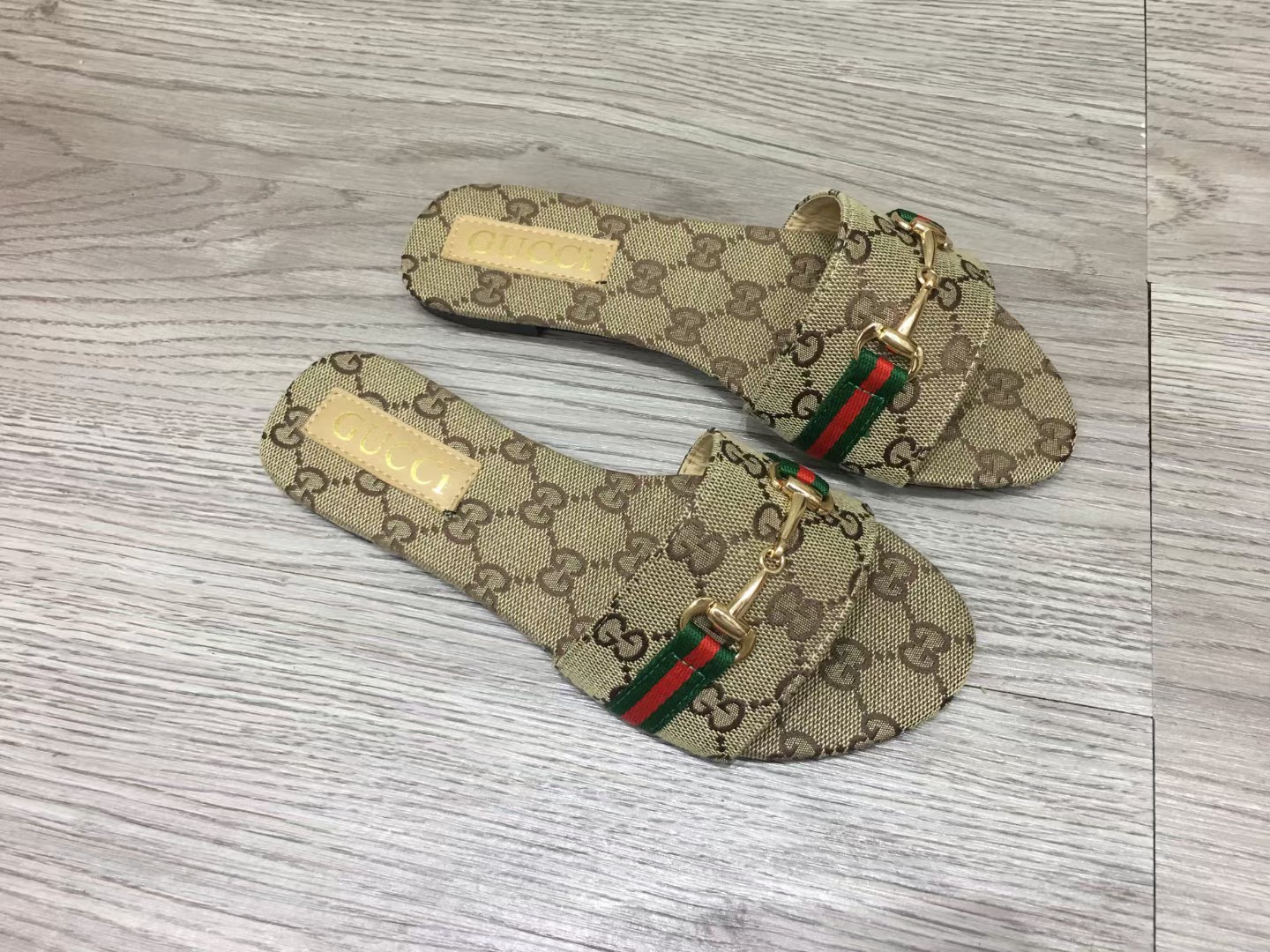 WOMEN'S MATELASS脡 CANVAS SLIDE SANDAL