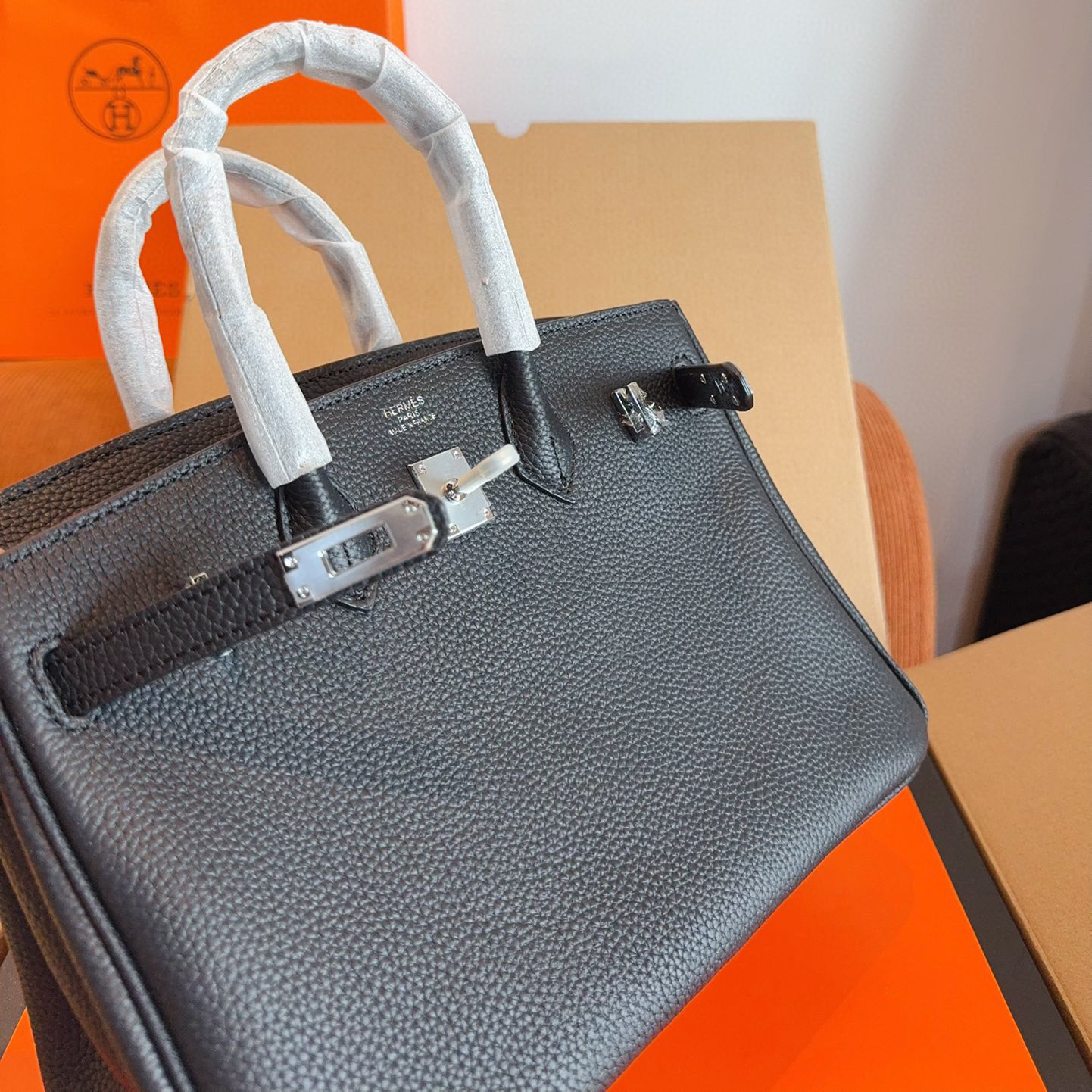 *Birkin 25 Bag