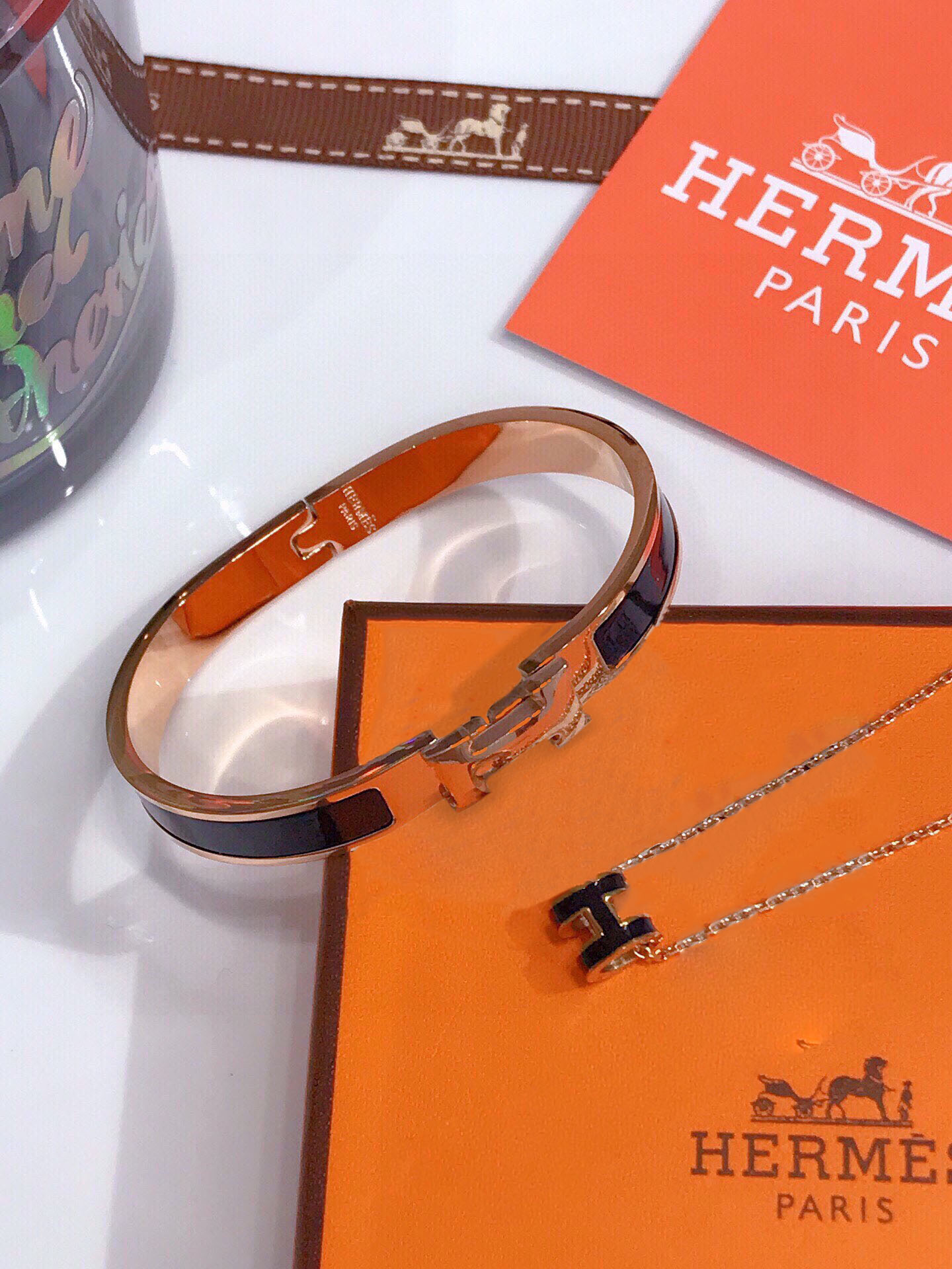 Clic HH bracelet + Mini Pop H pendant