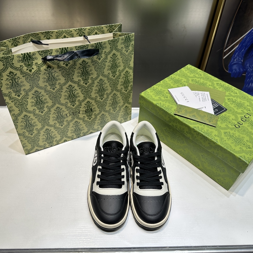 Mac80 Low Top Sneaker