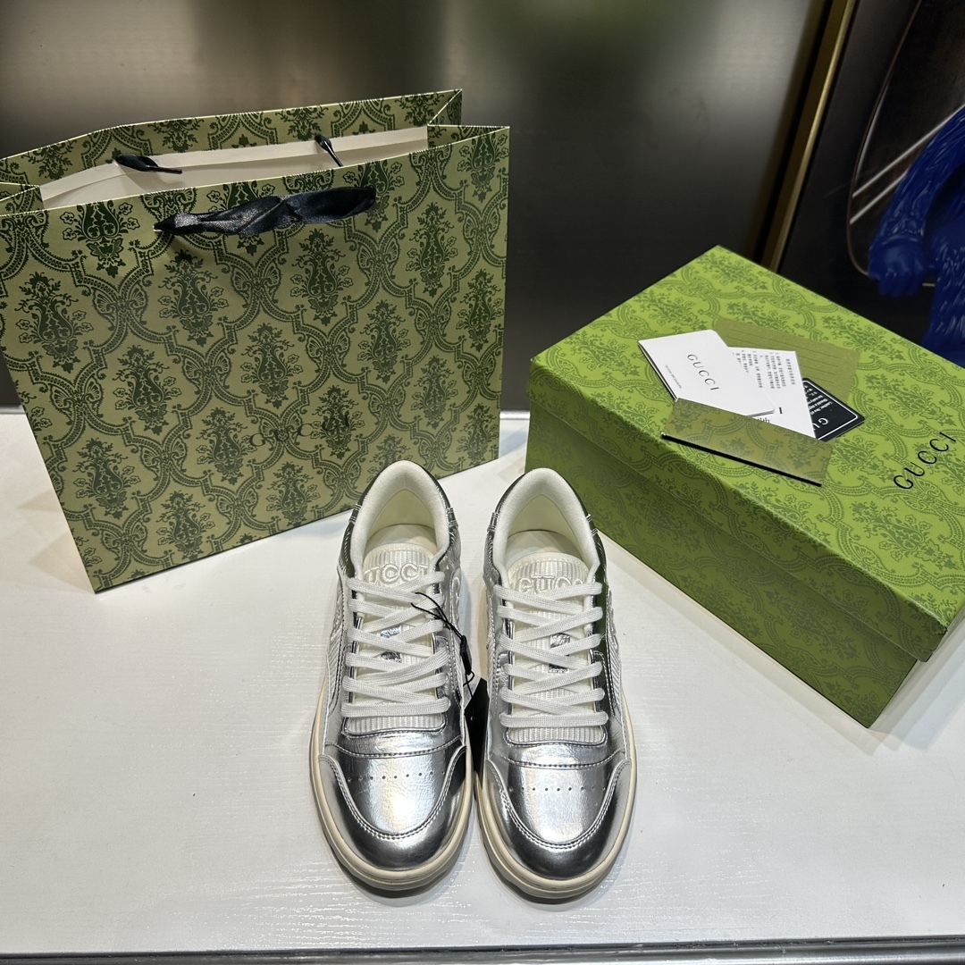 MAC 80 Low Top Sneakers