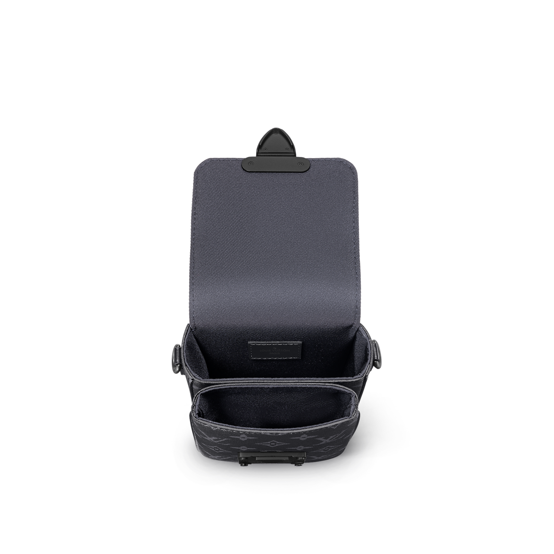 S-Lock Vertical Wearable Wallet