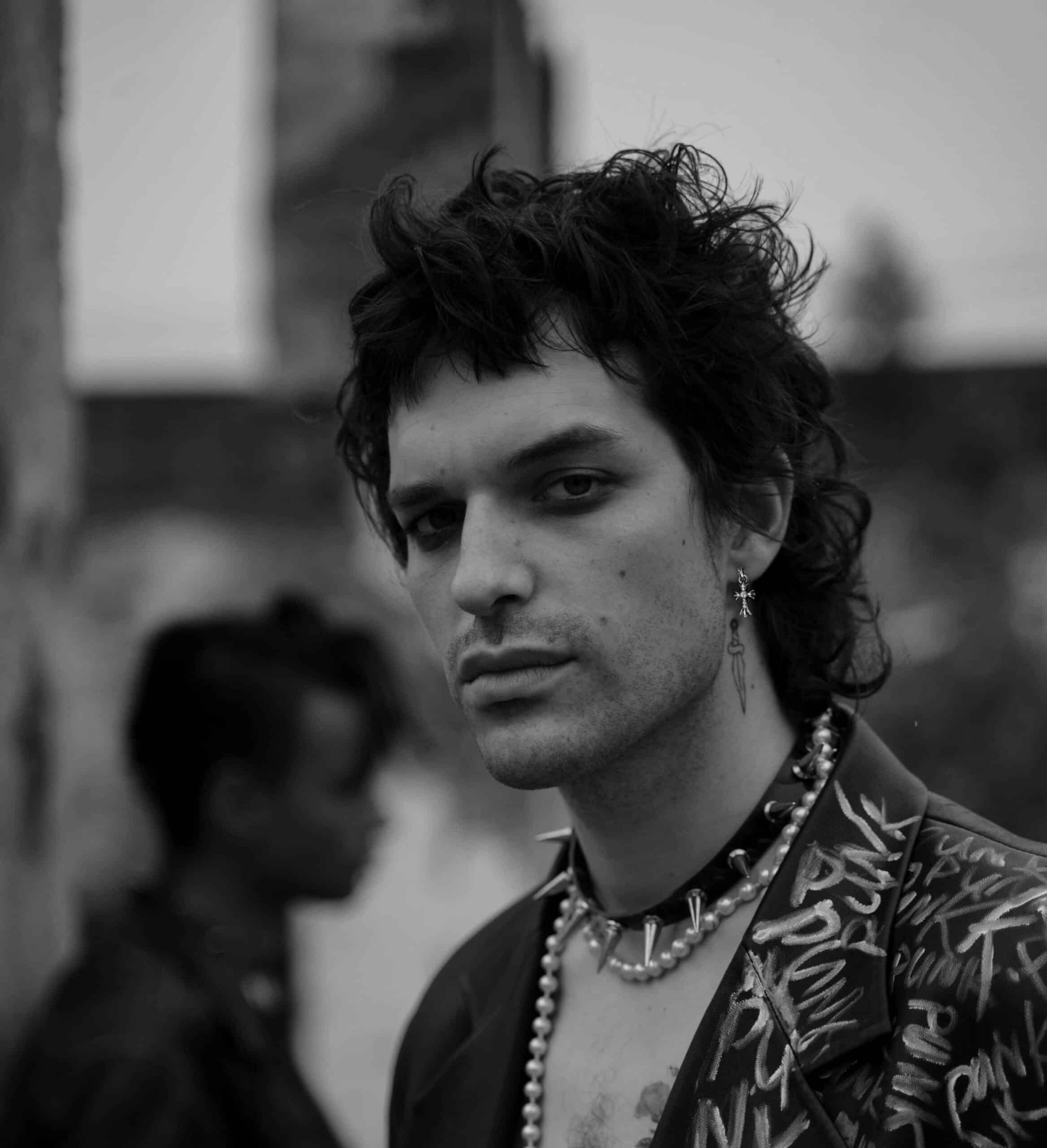 CH CROSS BABY FAT STUD EARRINGS WITH PAVÉ DIAMOND AND PAVÉ DIAMOND CUFF