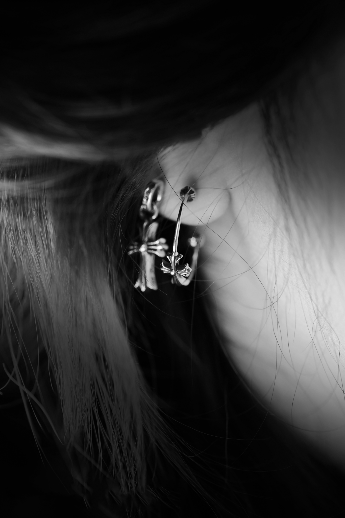 CROSS BABYFAT DROP EARRINGS