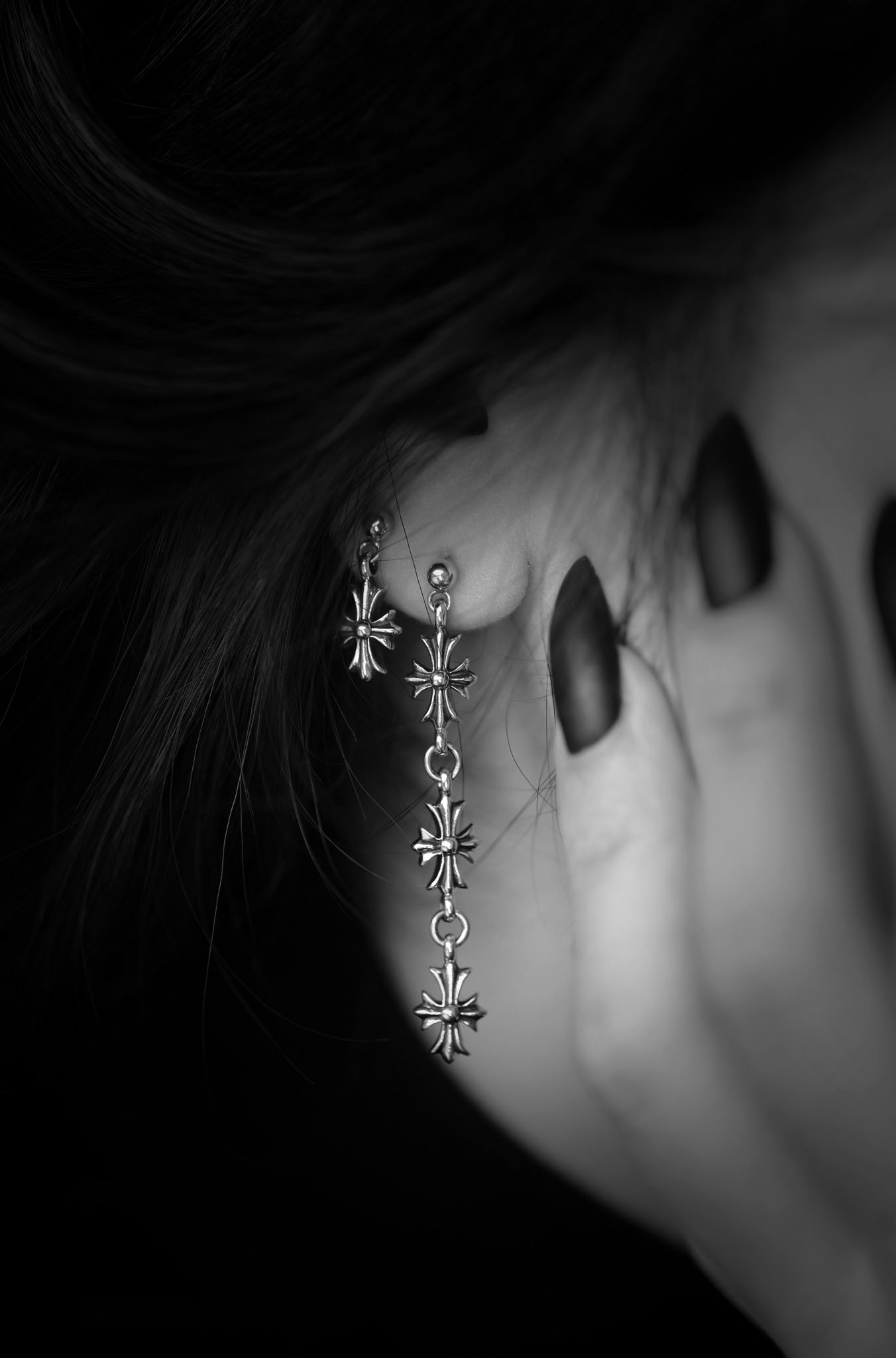 TINY E CH PLUS DROP EARRINGS