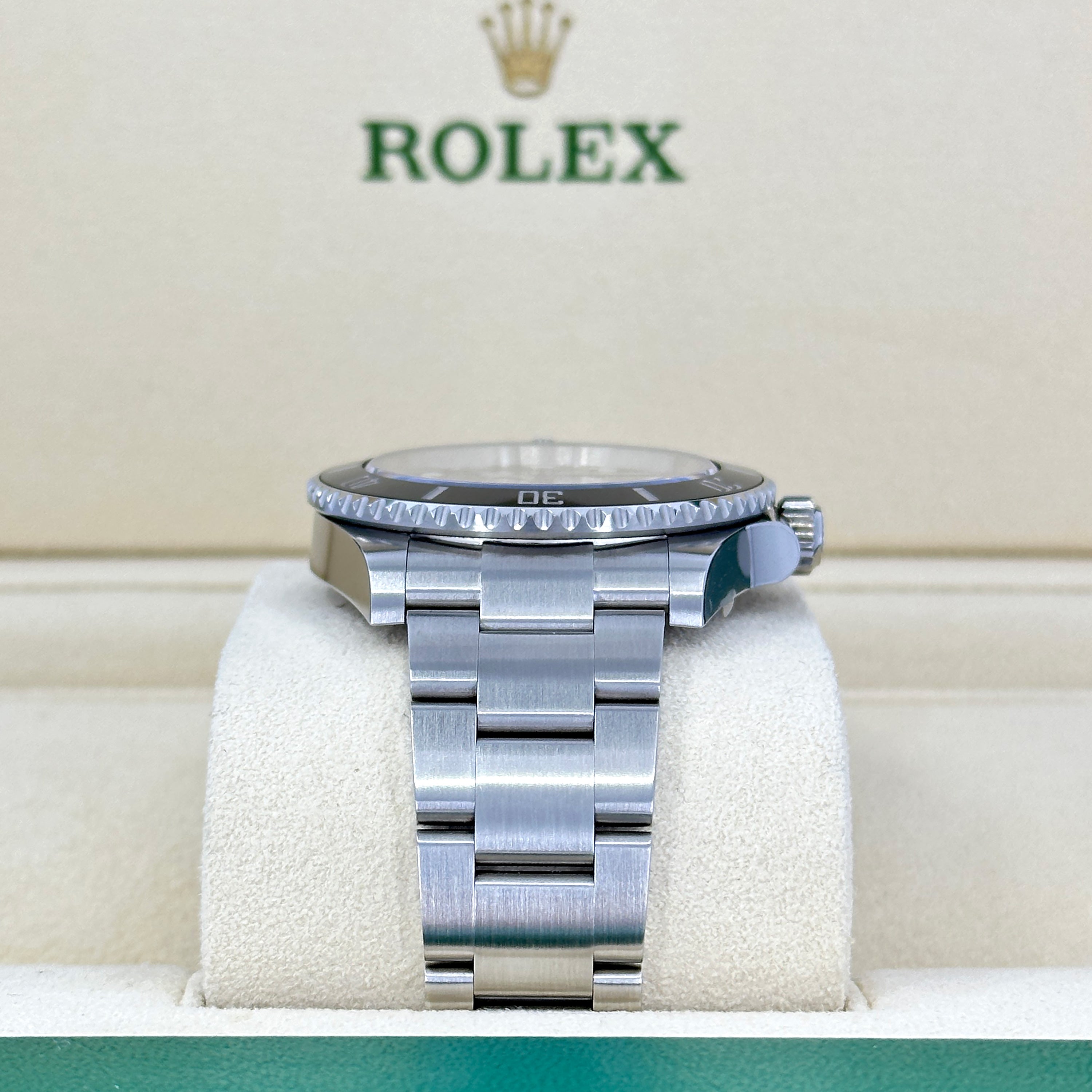 Submariner No Date 41, Stainless Steel, Black dial, 124060-0001, Unworn 2024