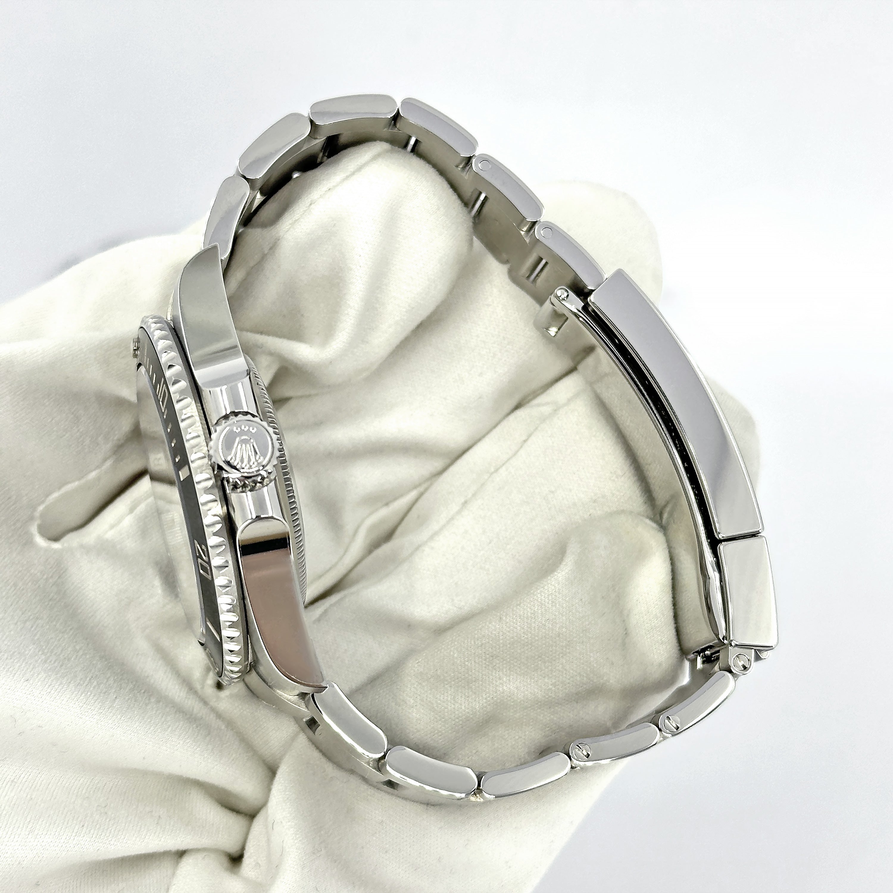 Submariner No Date 41, Stainless Steel, Black dial, 124060-0001, Unworn 2024