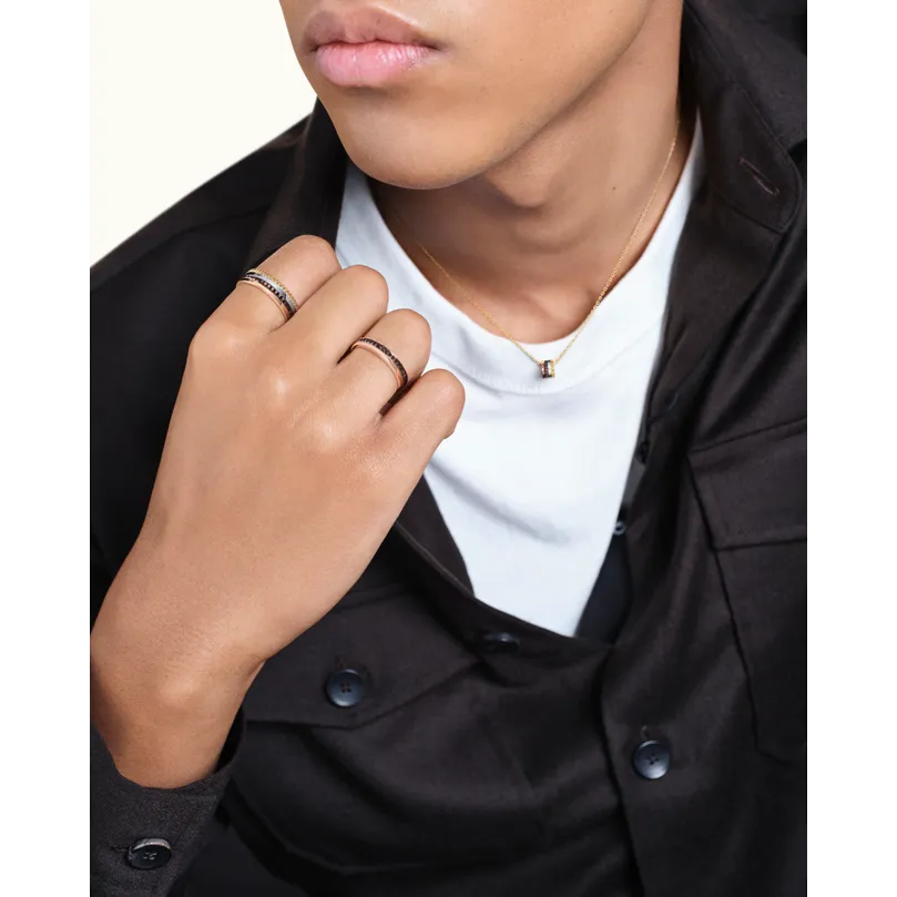 QUATRE CLASSIQUE WEDDING BAND