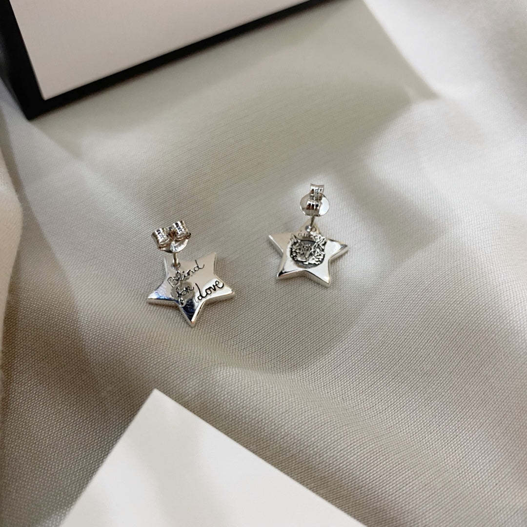 SILVER BLIND FOR LOVE STAR EARRINGS