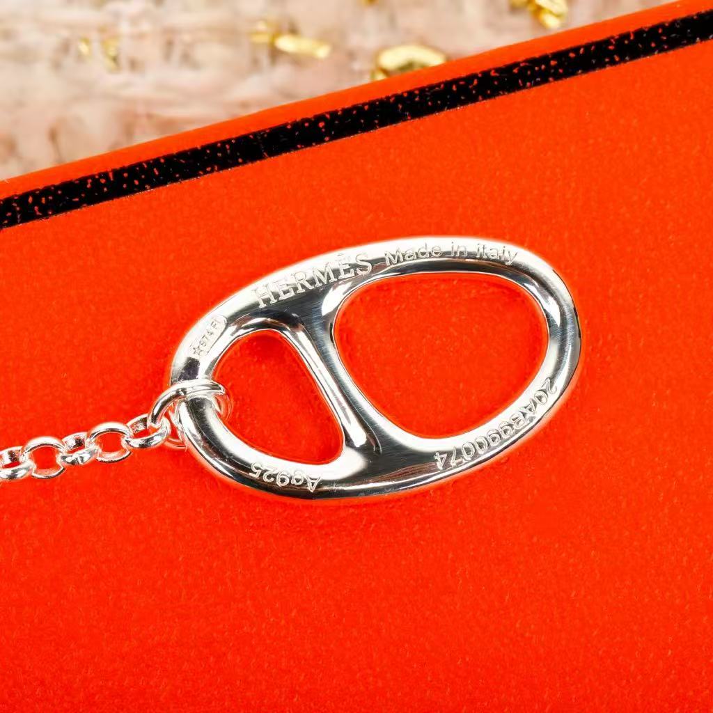 Farandole pendant, small model