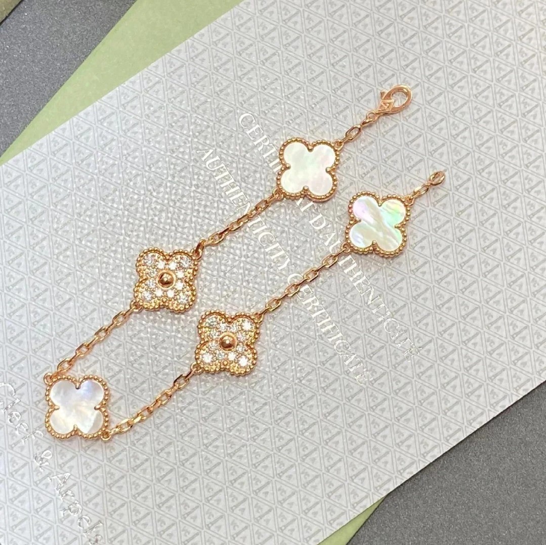 Vintage Alhambra bracelet, 5 motifs