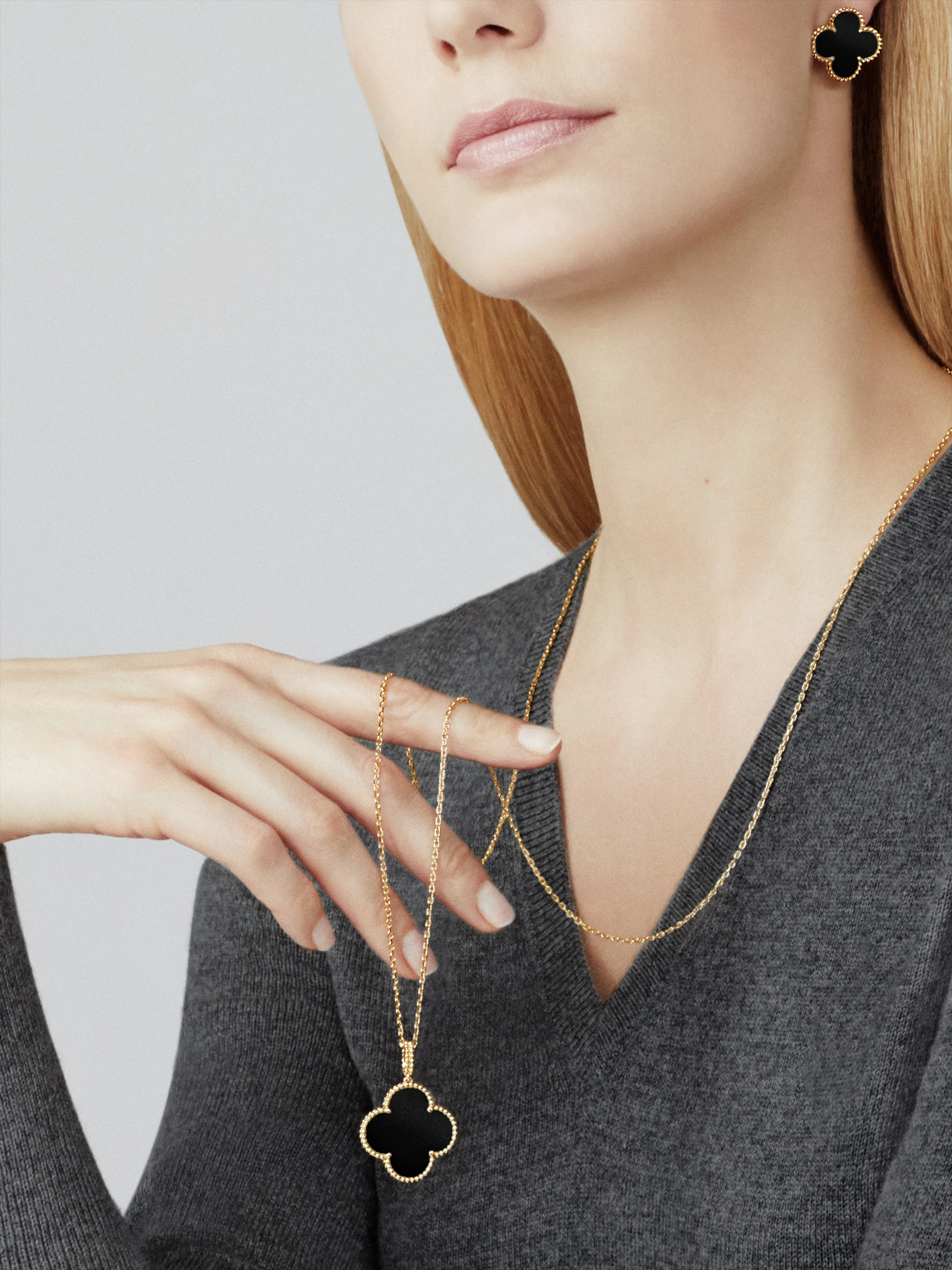 Magic Alhambra long necklace, 1 motif