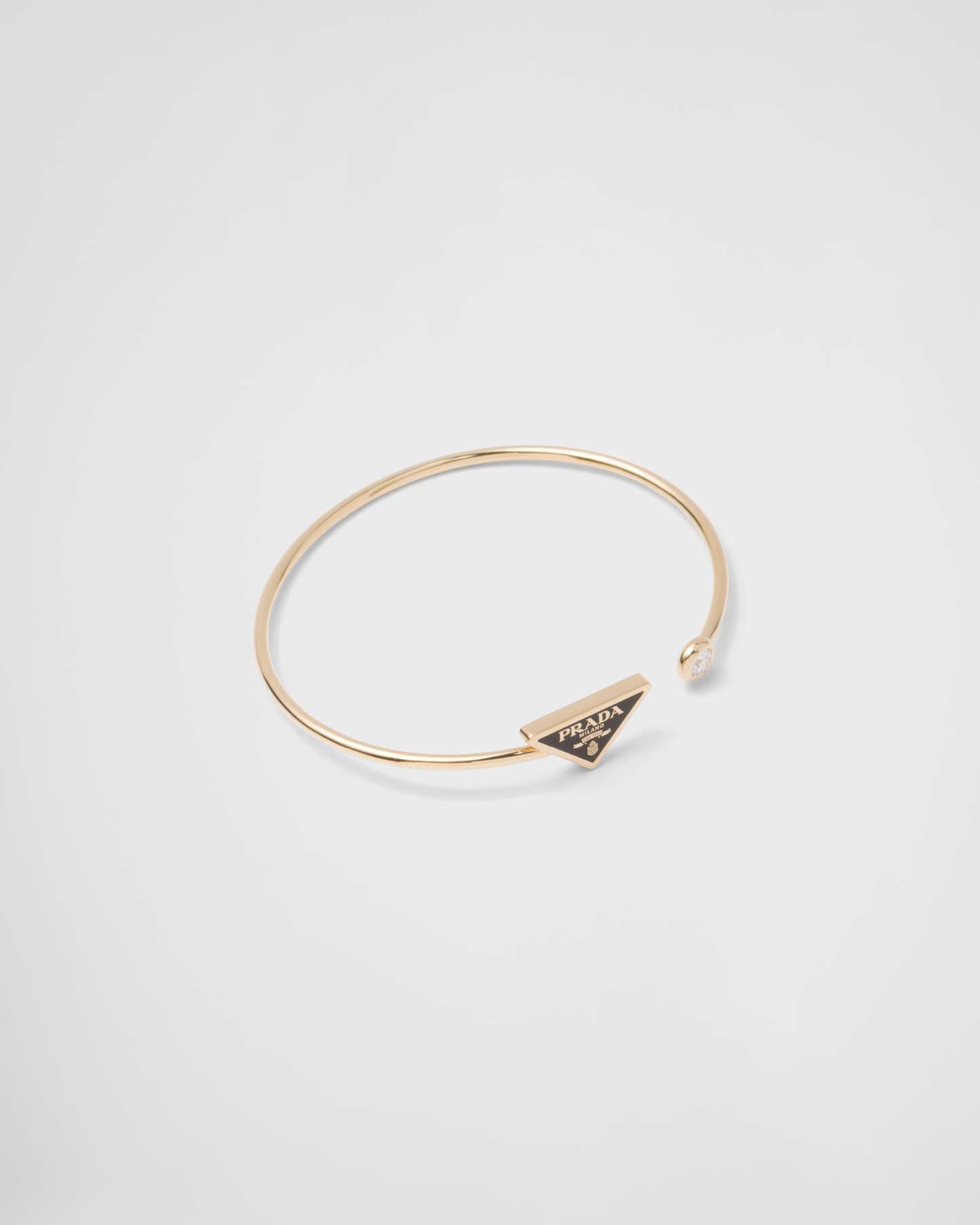 Eternal Gold bangle bracelet in yellow gold with diamond