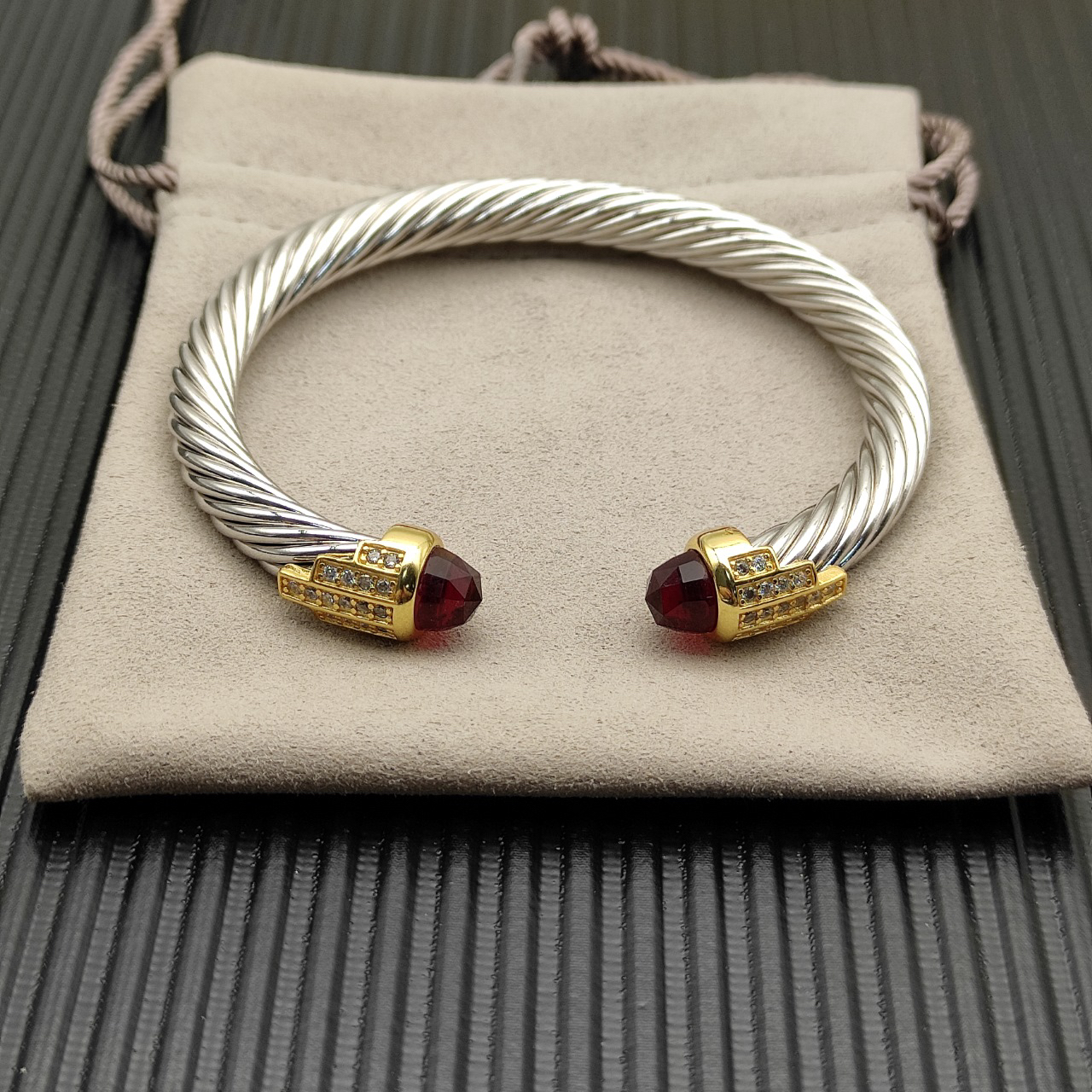 7mm Cable Bracelet with Red & Diamond Accents – Gold Cap
