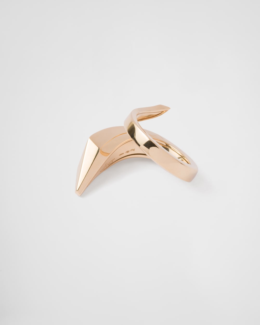 Eternal Gold snake ring in yellow gold