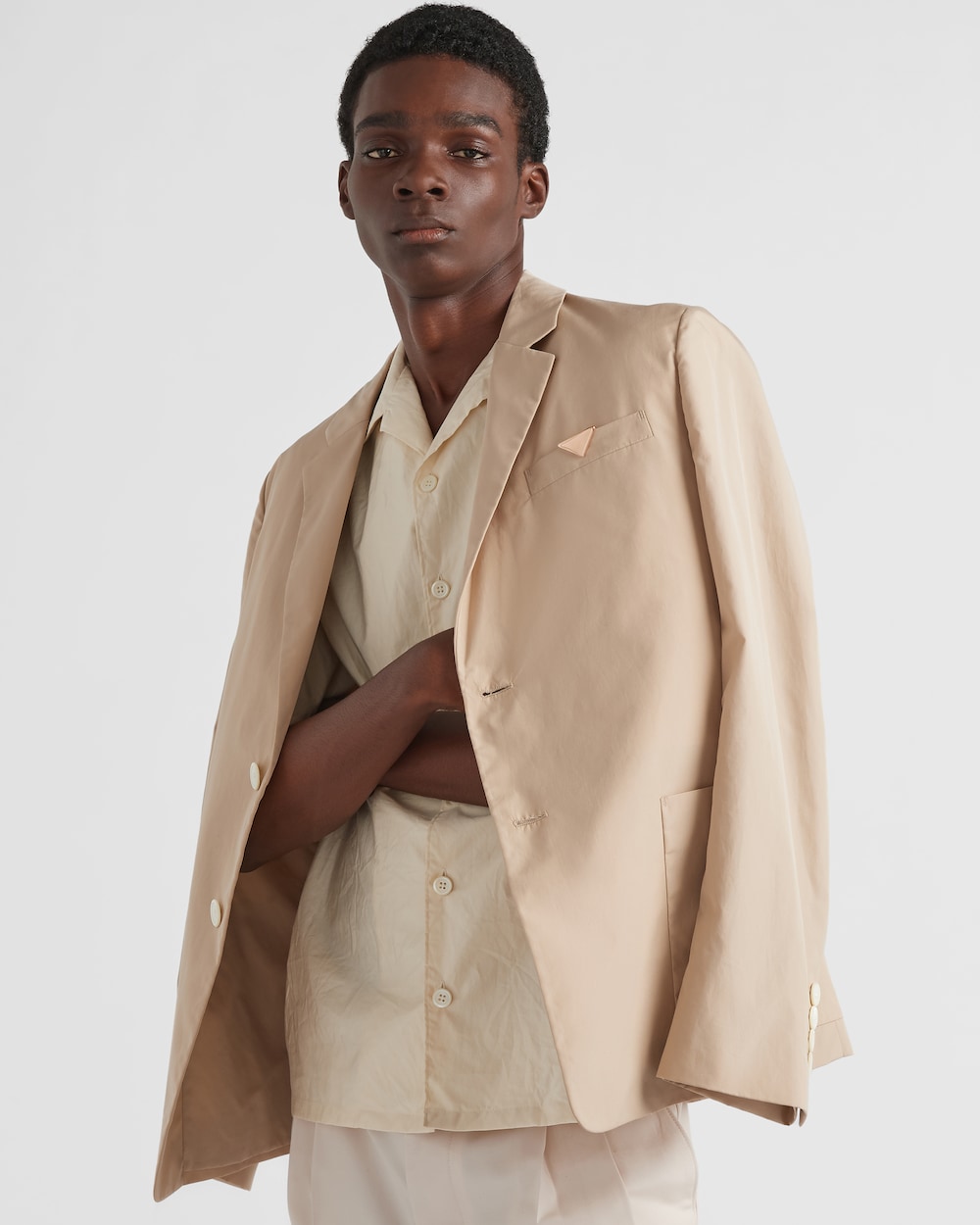 Eternal Gold small triangle brooch in pink gold