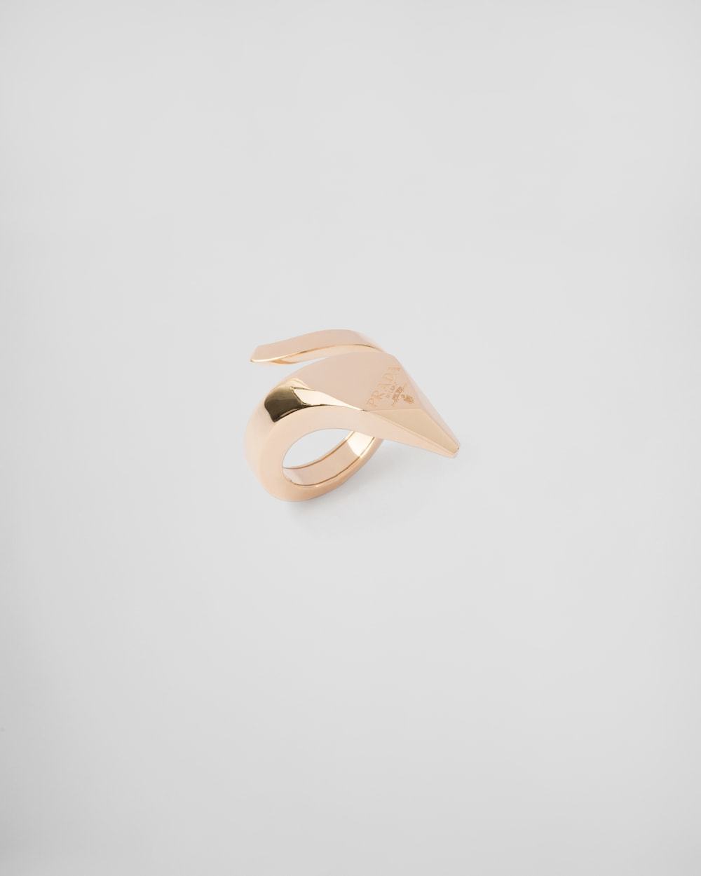 Eternal Gold snake ring in yellow gold