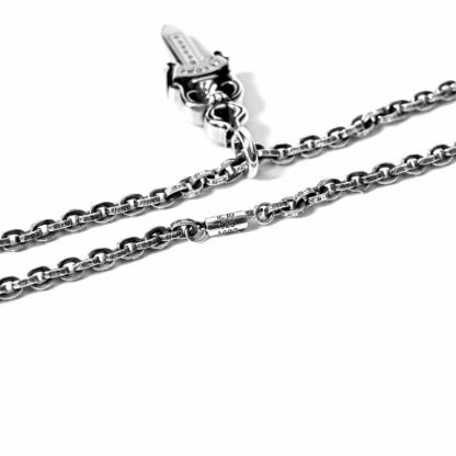 DOUBLE DAGGER PENDANT