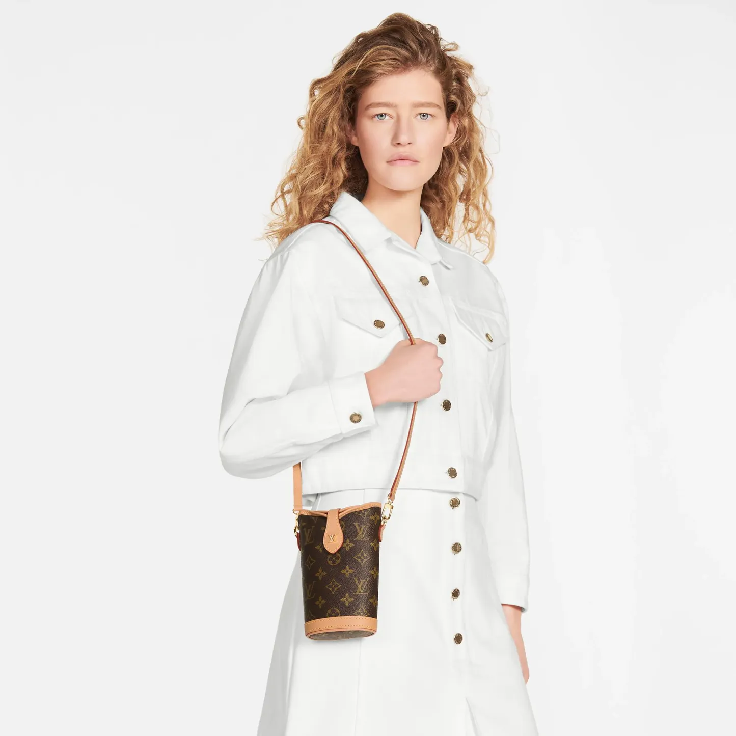 Fold Me Pouch M80874