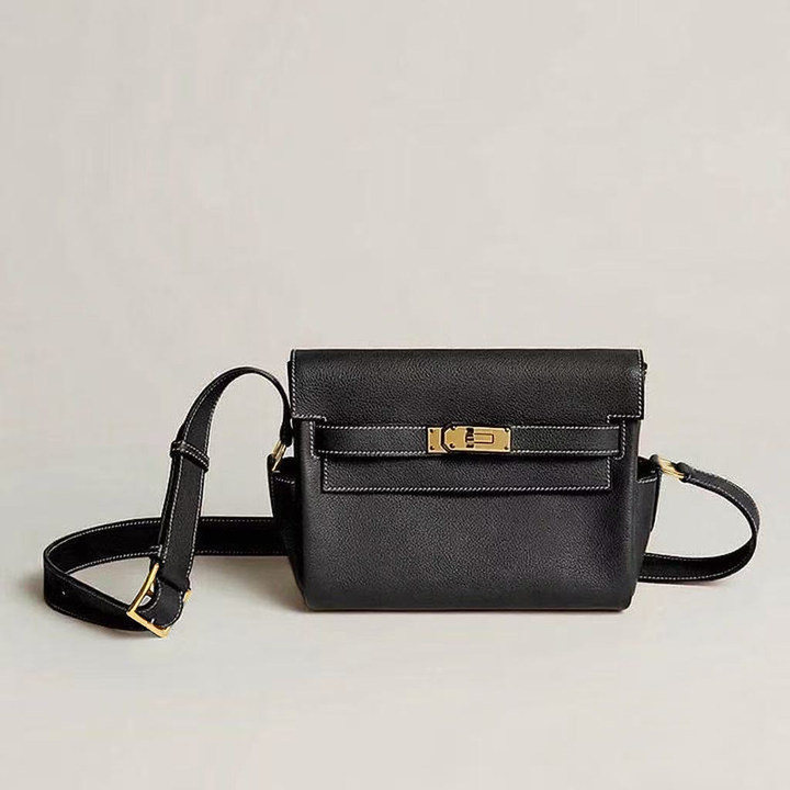 Kelly Messenger PM bag